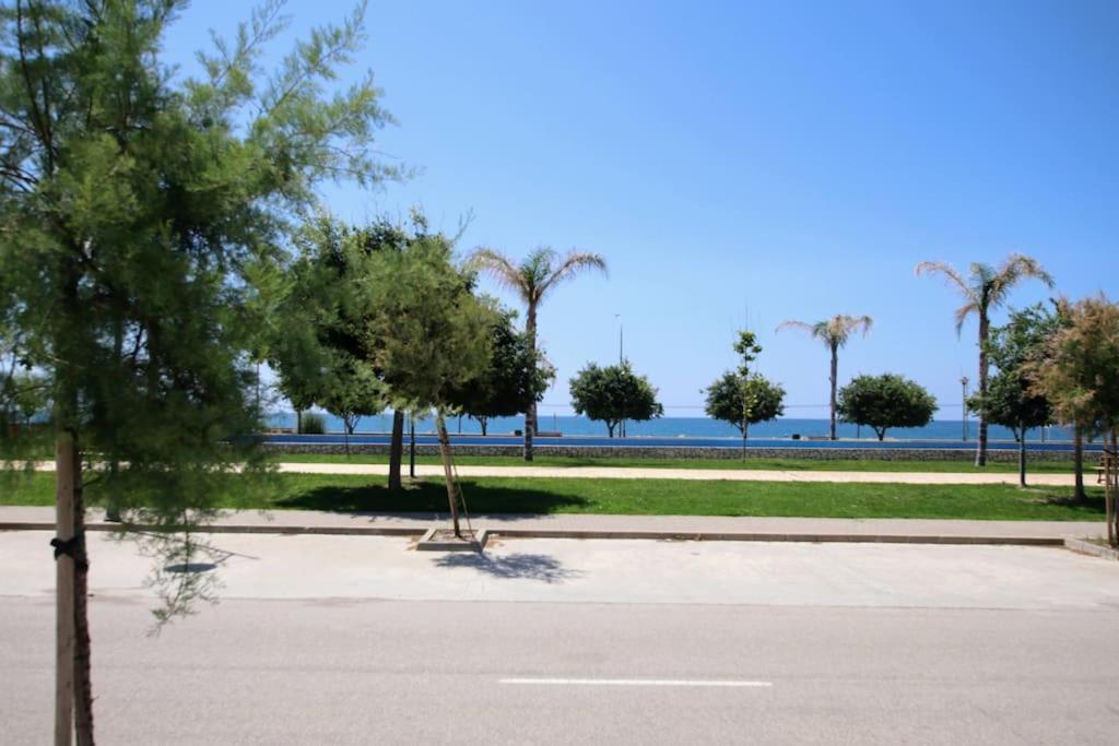 Apartamento Playa Valle Niza Málaga Exteriör bild