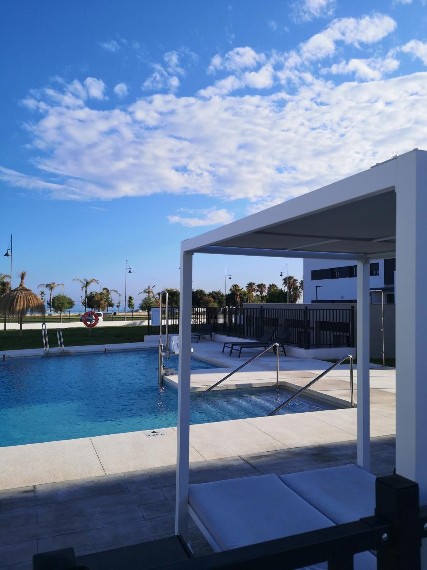 Apartamento Playa Valle Niza Málaga Exteriör bild